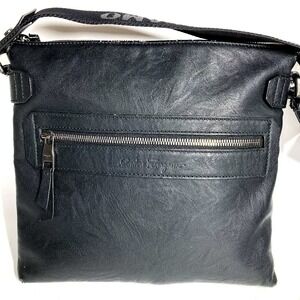 Salvatore Ferragamo black shoulder bag logo crossbody leather